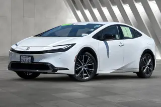 Toyota Prius 2023 XLE 4dr Hatchback