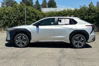 Toyota bZ4X 2024 AWD XLE 4dr Crossover