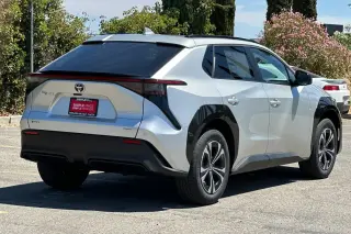 Toyota bZ4X 2024 AWD XLE 4dr Crossover