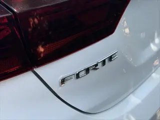 Kia Forte 2021 LXS 4dr Sedan