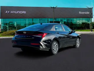 Hyundai ELANTRA Hybrid 2025 Blue 4dr Sedan