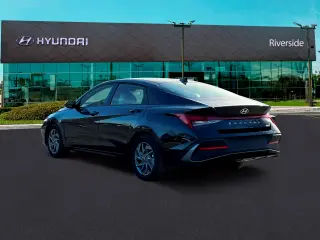 Hyundai ELANTRA Hybrid 2025 Blue 4dr Sedan