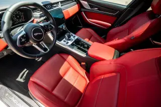 Jaguar XF 2024 AWD P300 R-Dynamic SE 4dr Sedan