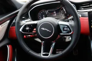 Jaguar XF 2024 AWD P300 R-Dynamic SE 4dr Sedan