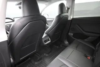 Tesla Model Y 2023 AWD 4dr Crossover