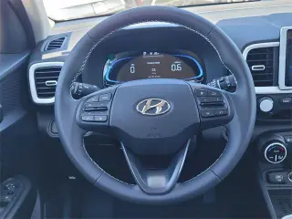 Hyundai VENUE 2025 Limited 4dr Crossover