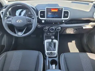 Hyundai VENUE 2025 Limited 4dr Crossover