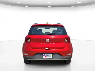 Hyundai VENUE 2025 Limited 4dr Crossover