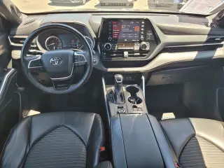 Toyota Highlander 2022 AWD XSE 4dr SUV