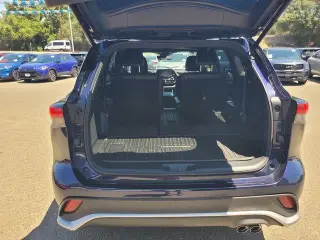 Toyota Highlander 2022 AWD XSE 4dr SUV