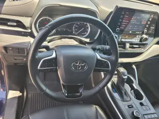 Toyota Highlander 2022 AWD XSE 4dr SUV