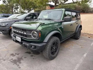 Ford Bronco 2024 4x4 Black Diamond 4dr SUV