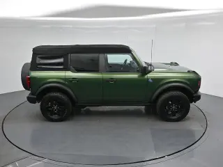 Ford Bronco 2024 4x4 Black Diamond 4dr SUV