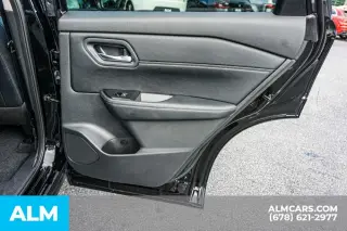 Nissan Rogue 2026 SL 4dr Crossover