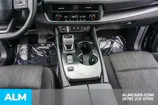 Nissan Rogue 2026 SV 4dr Crossover