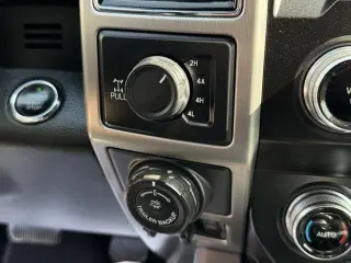 Ford F-150 2019 4x4 Lariat 4dr SuperCrew 5.5 ft. SB