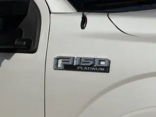 Ford F-150 2019 4x4 Lariat 4dr SuperCrew 5.5 ft. SB