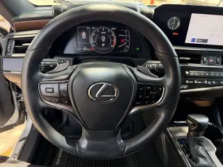 Lexus ES 350 2023 4dr Sedan