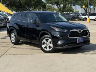 Toyota Highlander 2025 LE 4dr SUV
