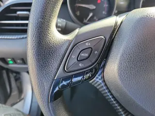 Toyota C-HR 2019 LE 4dr Crossover