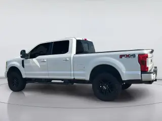 Ford F-250 Super Duty 2019 4x4 King Ranch 4dr Crew Cab 6.8 ft. SB Pickup