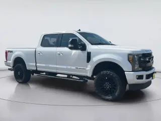 Ford F-250 Super Duty 2019 4x4 King Ranch 4dr Crew Cab 6.8 ft. SB Pickup