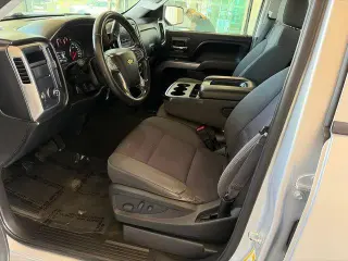 Chevrolet Silverado 1500 2017 4x2 LT 4dr Crew Cab 5.8 ft. SB