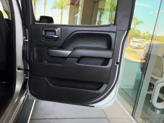 Chevrolet Silverado 1500 2017 4x2 LT 4dr Crew Cab 5.8 ft. SB