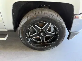 Chevrolet Silverado 1500 2017 4x2 LT 4dr Crew Cab 5.8 ft. SB