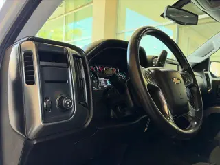 Chevrolet Silverado 1500 2017 4x2 LT 4dr Crew Cab 5.8 ft. SB