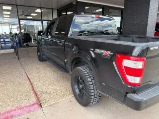 Ford F-150 2022 4x4 Lariat 4dr SuperCrew 5.5 ft. SB