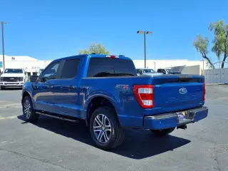 Ford F-150 2023 4x4 Lariat 4dr SuperCrew 5.5 ft. SB