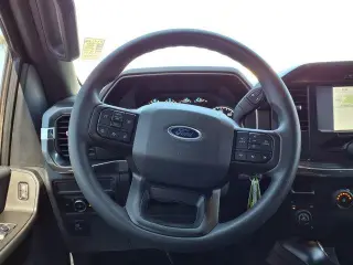 Ford F-150 2023 4x4 Lariat 4dr SuperCrew 5.5 ft. SB
