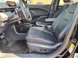 Ford Mustang Mach-E 2025 AWD Premium 4dr SUV