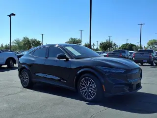 Ford Mustang Mach-E 2025 AWD Premium 4dr SUV
