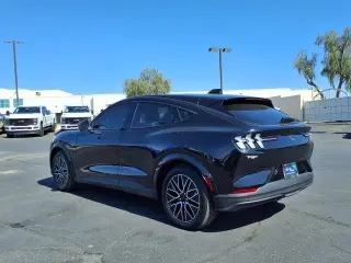 Ford Mustang Mach-E 2025 AWD Premium 4dr SUV