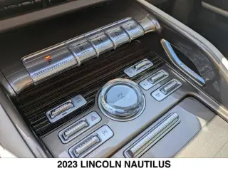 Lincoln Nautilus 2023 Reserve 4dr SUV