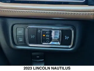 Lincoln Nautilus 2023 Reserve 4dr SUV