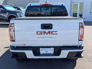 GMC Canyon 2021 4x4 Denali 4dr Crew Cab 5 ft. SB