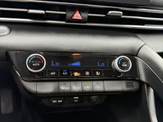 Hyundai ELANTRA 2023 SEL 4dr Sedan