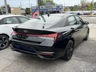 Hyundai ELANTRA 2023 SEL 4dr Sedan