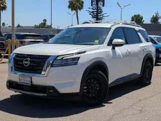 Nissan Pathfinder 2022 AWD SL 4dr SUV