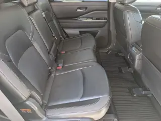 Nissan Pathfinder 2022 AWD SL 4dr SUV