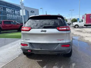 Jeep Cherokee 2014 4x4 Trailhawk 4dr SUV