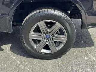Ford F-150 2020 4x4 XL 4dr SuperCrew 5.5 ft. SB