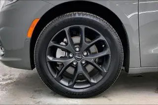 Chrysler Pacifica 2023 AWD Touring L 4dr Mini-Van