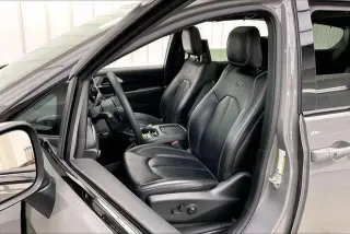 Chrysler Pacifica 2023 AWD Touring L 4dr Mini-Van