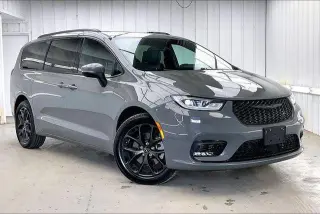 Chrysler Pacifica 2023 AWD Touring L 4dr Mini-Van