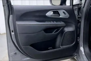 Chrysler Pacifica 2023 AWD Touring L 4dr Mini-Van