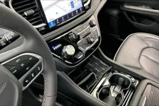 Chrysler Pacifica 2026 Limited 4dr Mini-Van